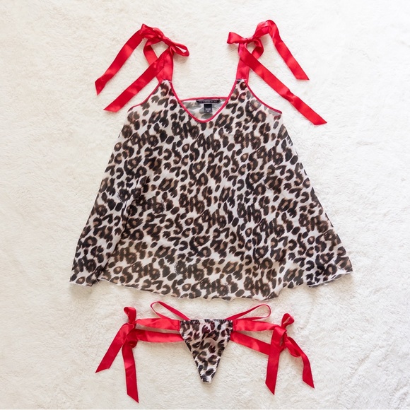 Victoria’s Secret Leopard Print Lingerie with Red Accents - Picture 9 of 10